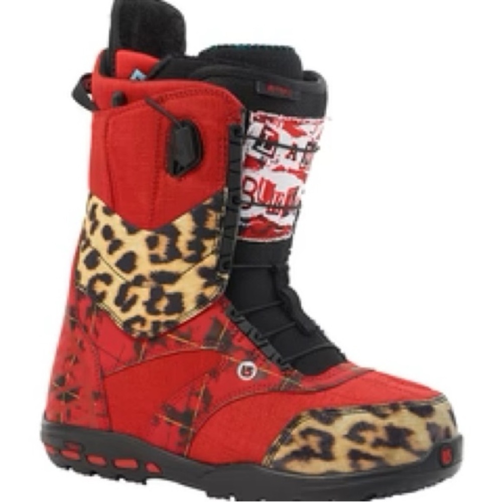 Stylish Red and Leopard Print Winter Boots